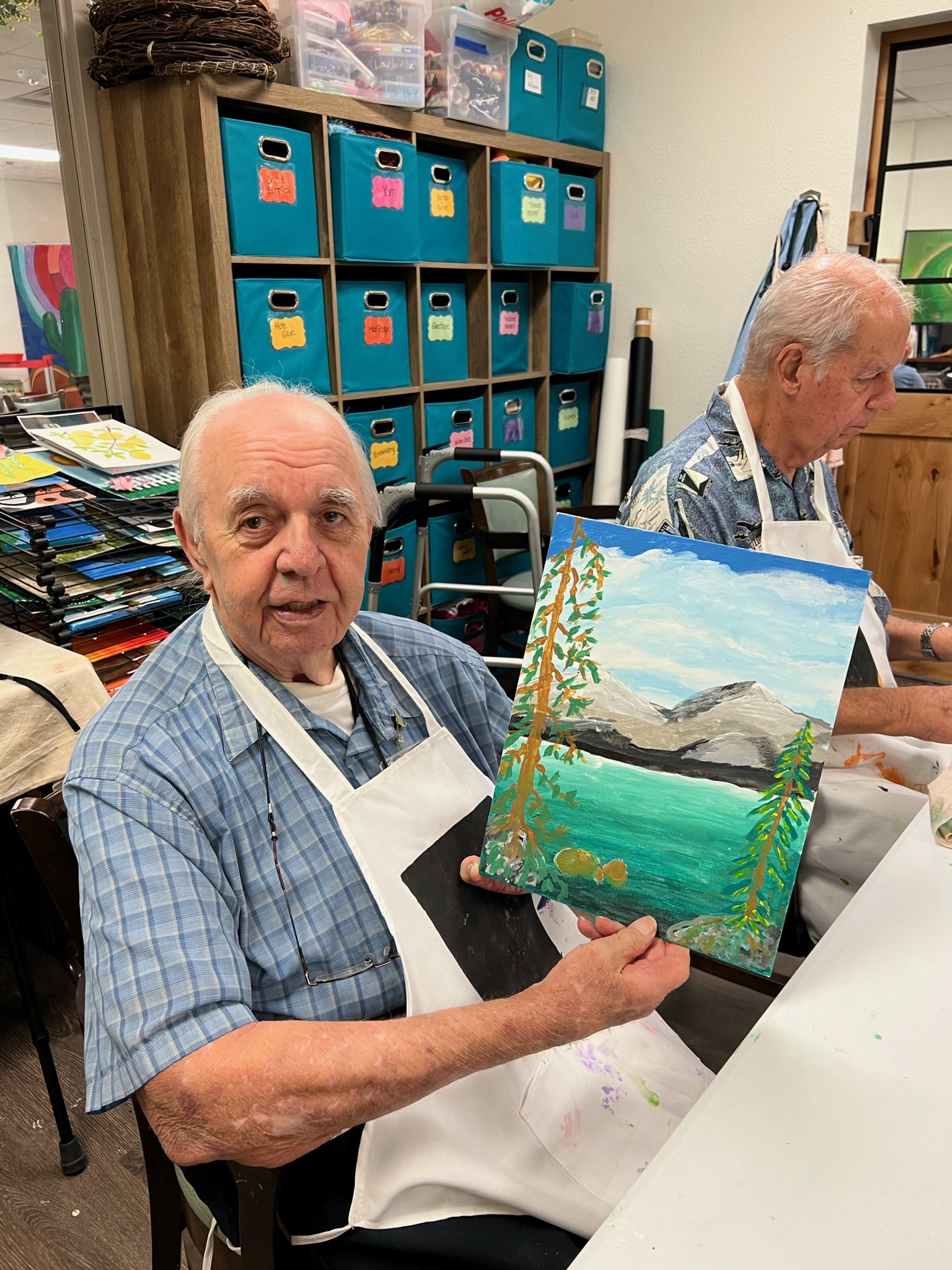 seniors with dementia channel the artist within at Oakwood Creative Care Adult Day Clubs